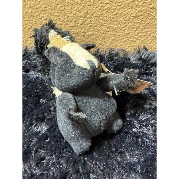 Vintage Disney Applause Pocahontas Meeko Skunk Plush Toy 3.5" Collectible - Picture 2 of 6